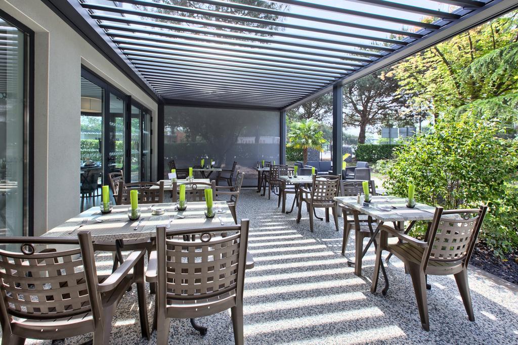 Logis Hotel Restaurant & Spa Au Comte D'Ornon Градинян Екстериор снимка