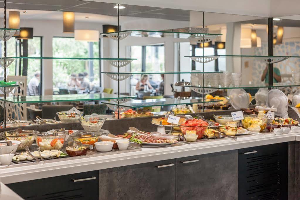Logis Hotel Restaurant & Spa Au Comte D'Ornon Градинян Екстериор снимка